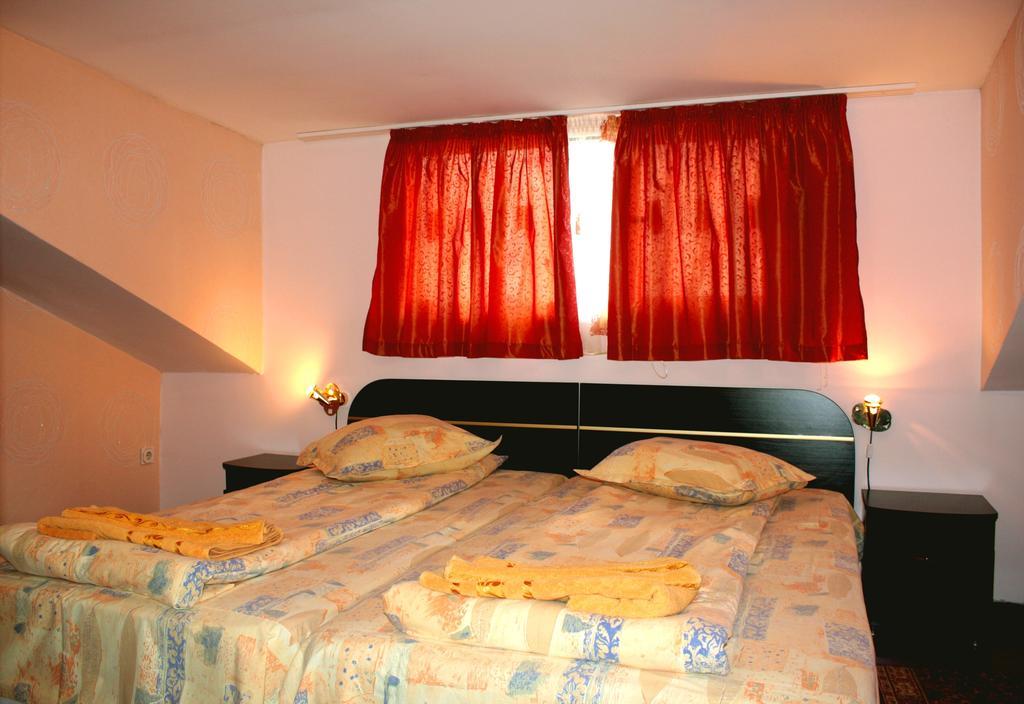 Markita Hotel Velingrad Room photo