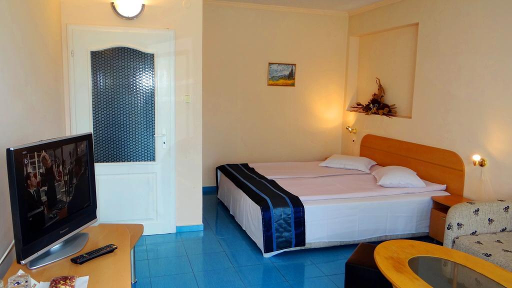 Markita Hotel Velingrad Room photo