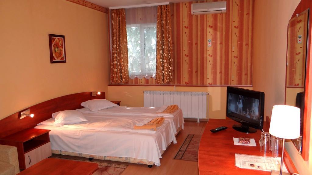 Markita Hotel Velingrad Room photo